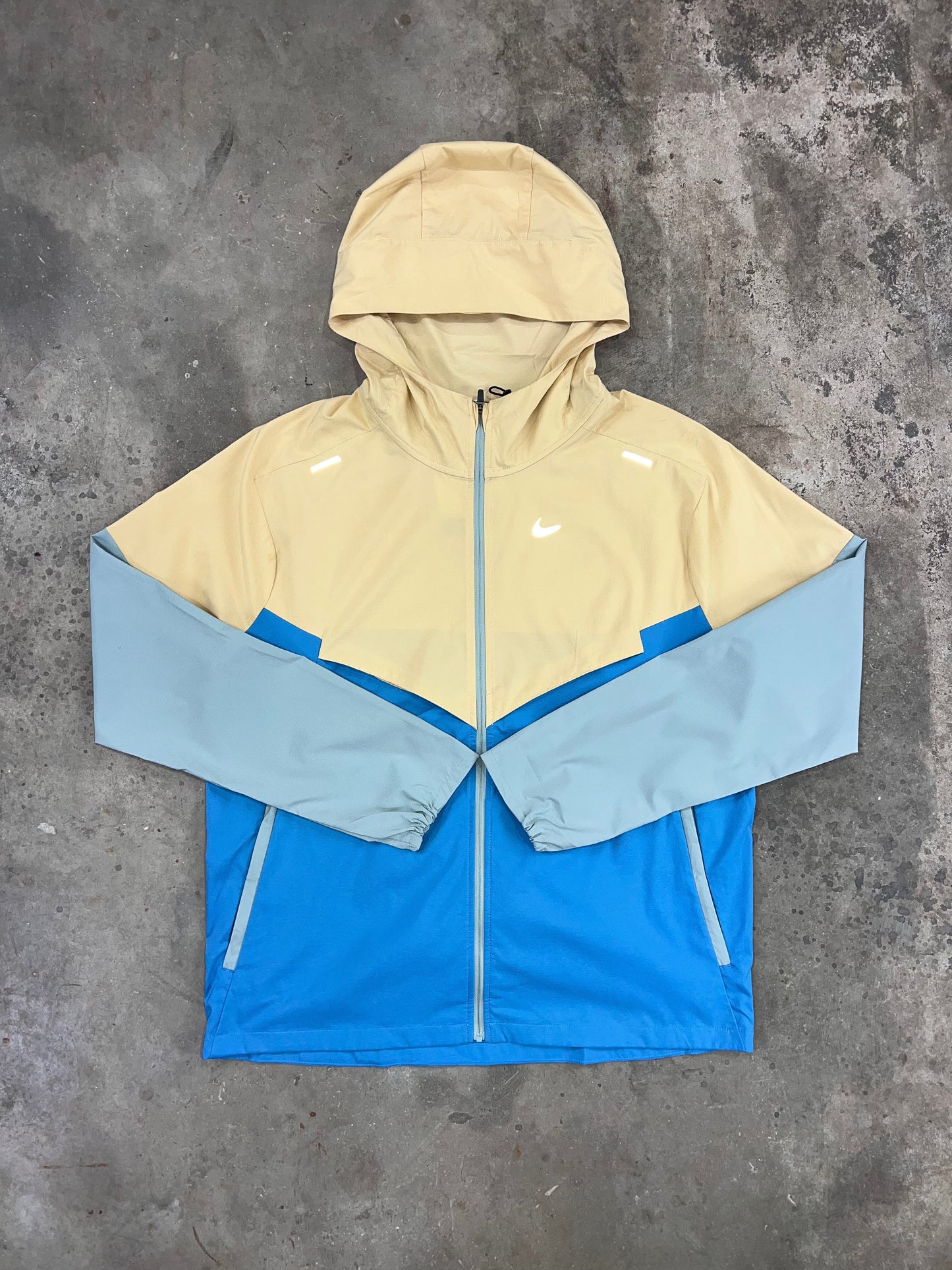 windrunner bag jacket - blue / yellow